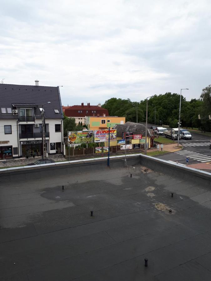 Zöld Béka Hőforrás Apartman Hajdúszoboszló Esterno foto